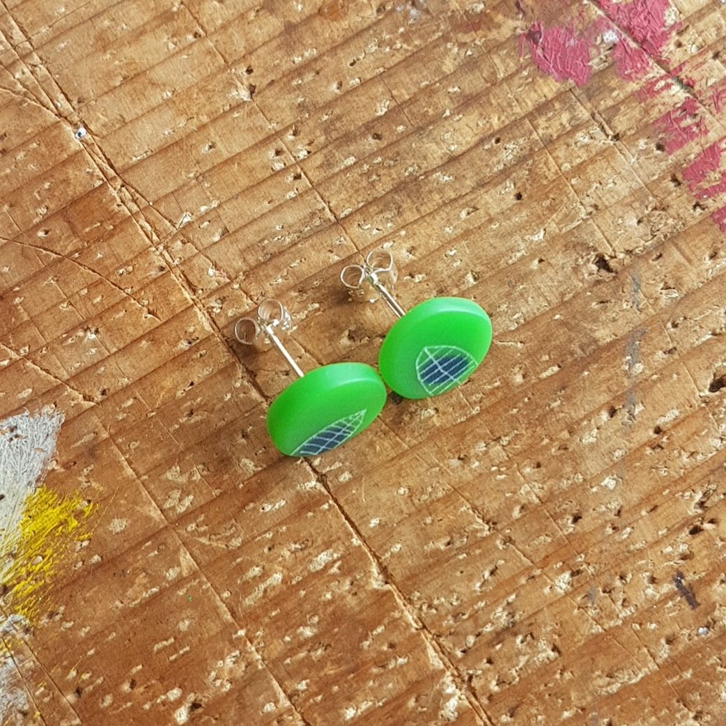 mini round stud earrings
